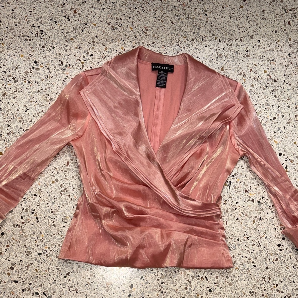 Cachet peach pink iridescent back zip blouse 4 pastel